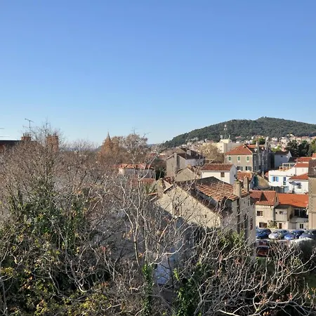 & In The Centre Lägenhet